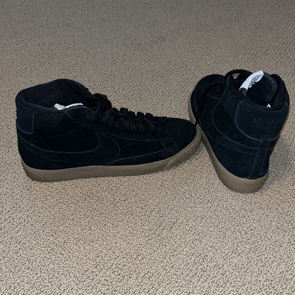 Black Nike Men’s HighTop Sneakers - Picture 2 of 4